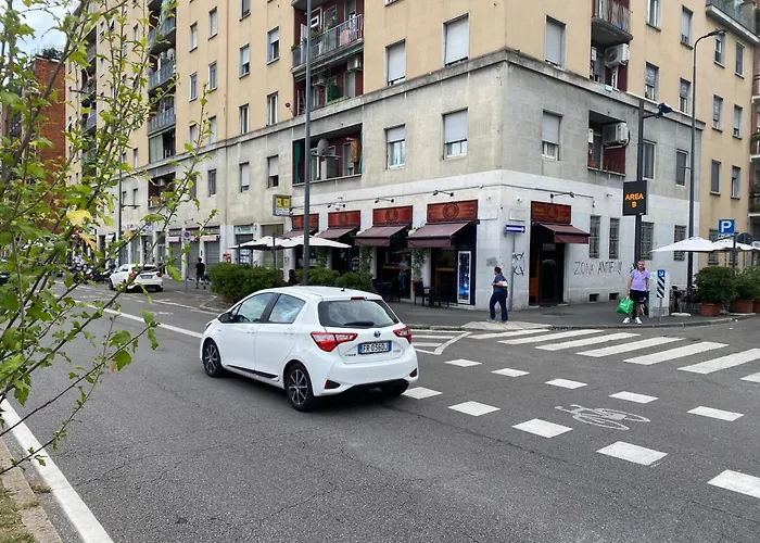 Bnb Milano Dipinta Di Blu